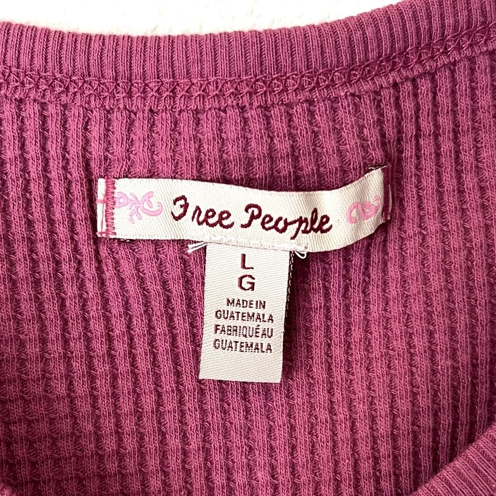 FREE PEOPLE SANTA CLARA THERMAL OVERSIZED TOP MULBERRY V-NECK  PULLOVER … - Picture 12 of 14